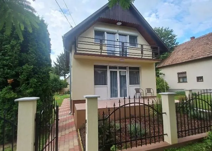 Zita Vendeghaz Dombóvár